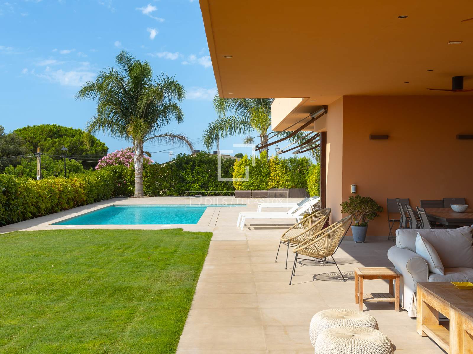 Villa in Sant Vicenc De Montalt, Barcelona, Spain 5 bedrooms, 500 sq.m. No. 192723