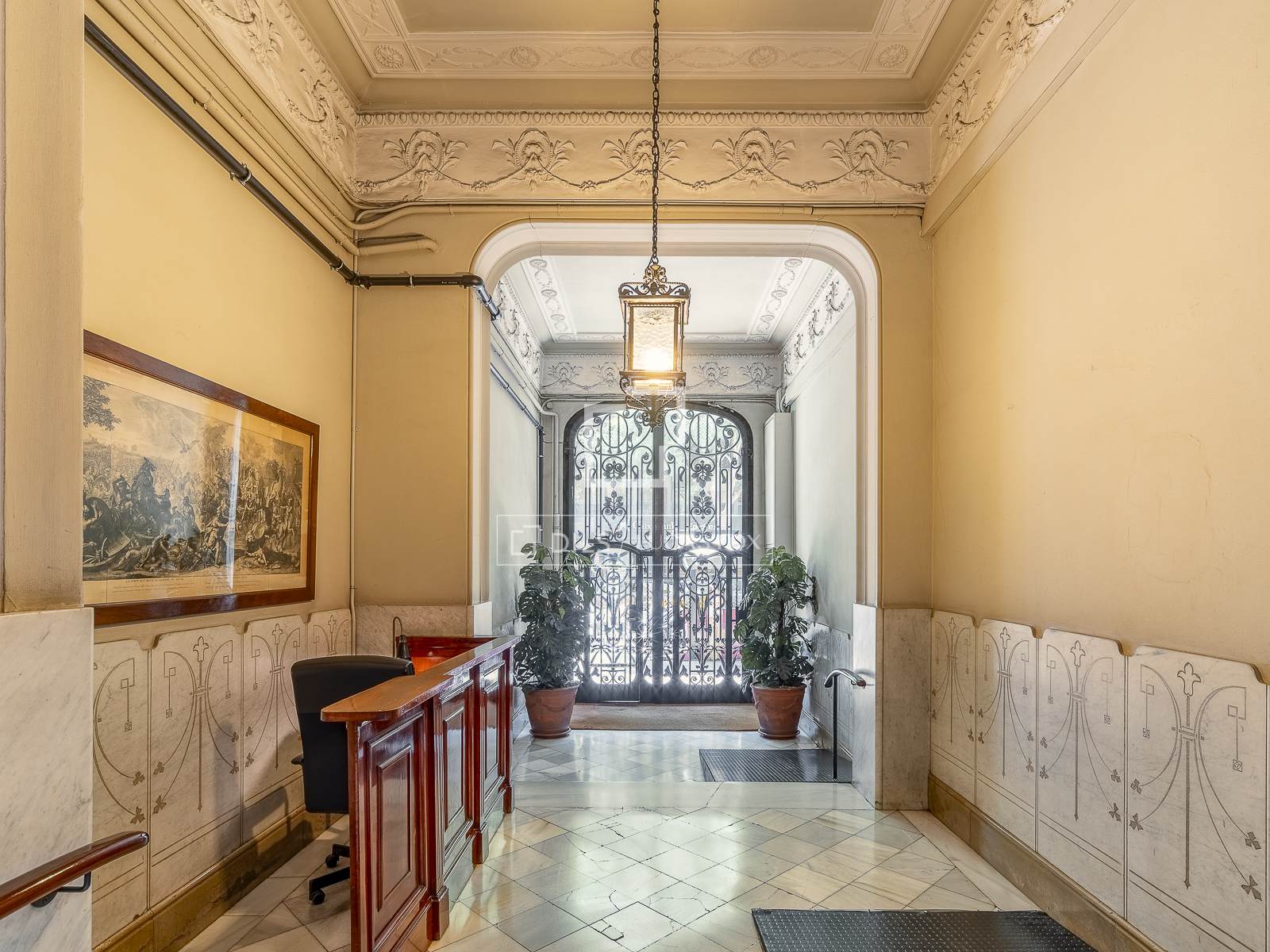 Apartment in Barcelona, Spain 4 bedrooms, 218 sq.m. No. 192726