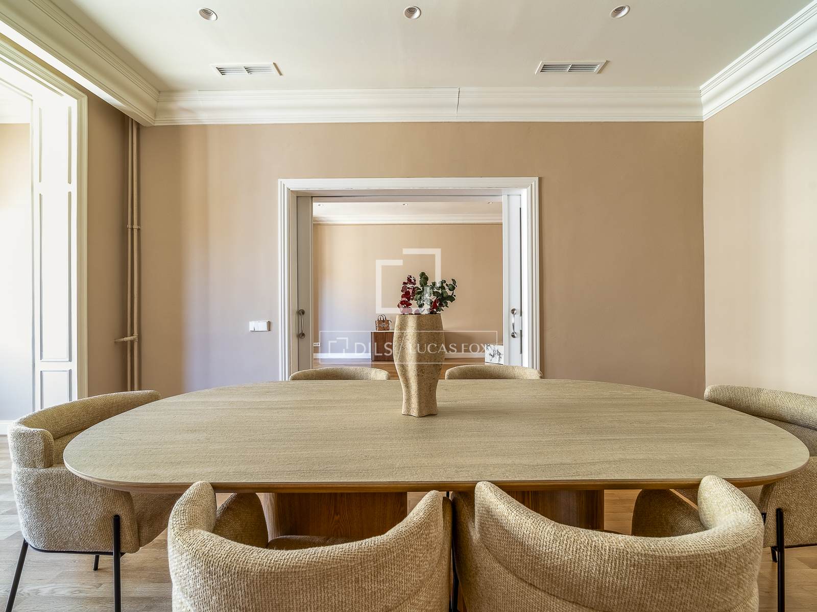Apartment in Barcelona, Spain 4 bedrooms, 218 sq.m. No. 192726