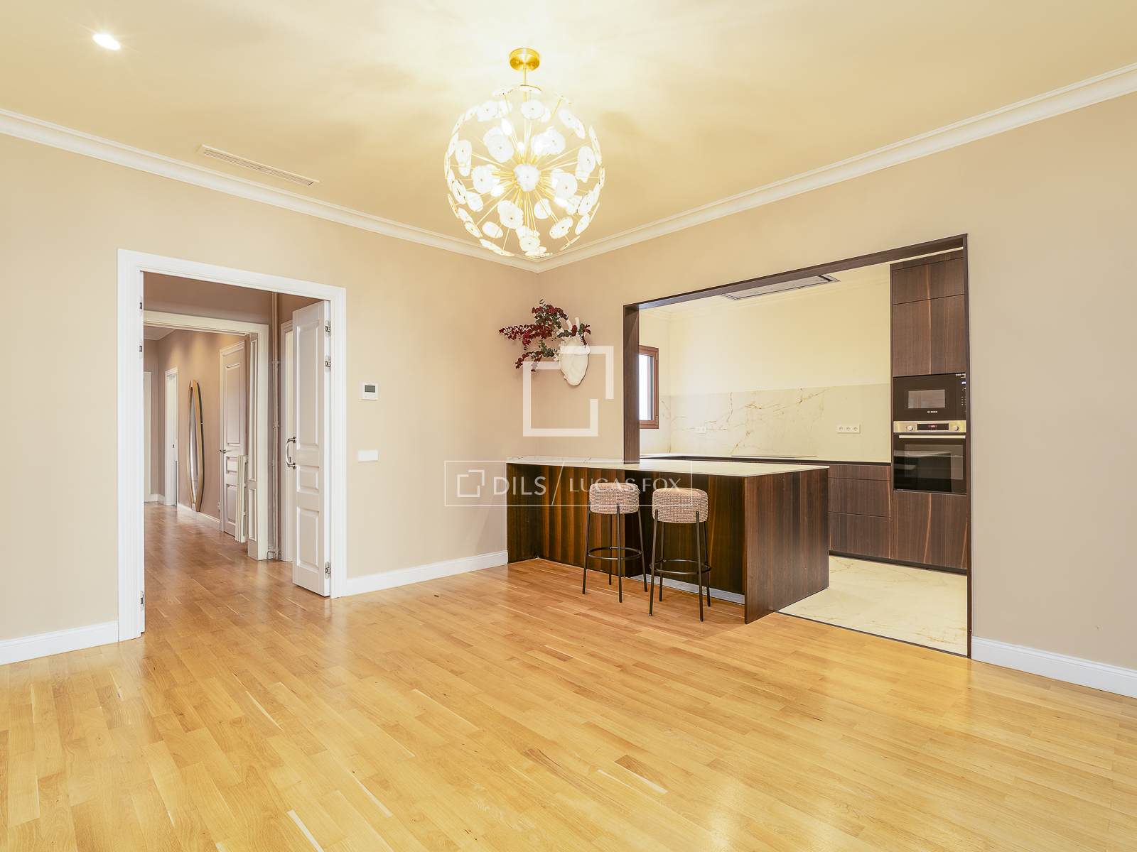Apartment in Barcelona, Spain 4 bedrooms, 218 sq.m. No. 192726