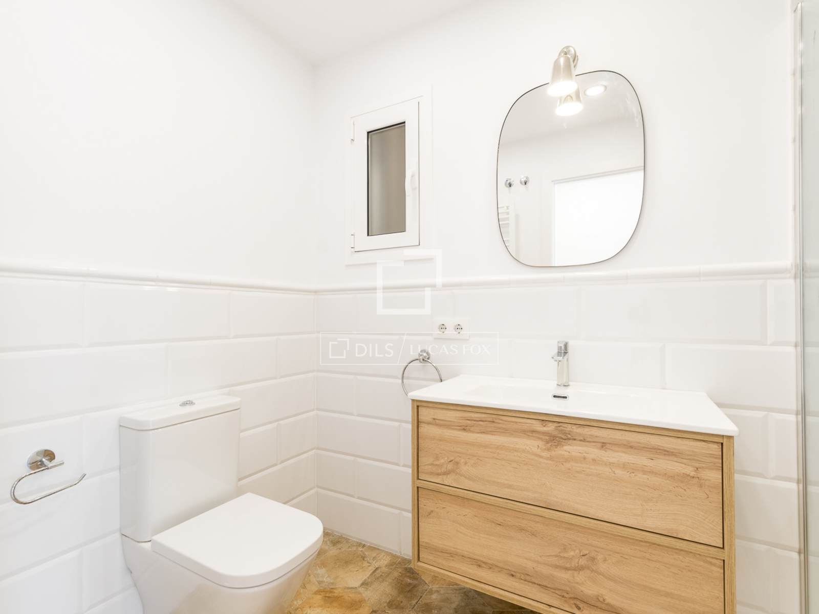 Appartamento a Barcelona, Spagna 3 camere da letto, 86 mq. N° 192725