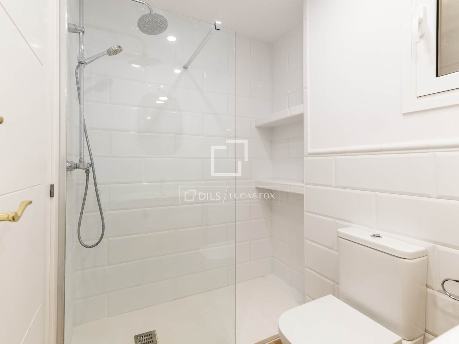 Appartamento a Barcelona, Spagna 3 camere da letto, 86 mq. N° 192725