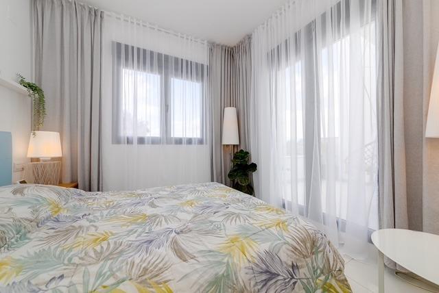Townhouse in Villamartin, Alicante, Spain 3 bedrooms, 134 sq.m. No. 189729