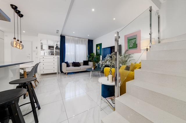 Townhouse in Villamartin, Alicante, Spain 3 bedrooms, 134 sq.m. No. 189729