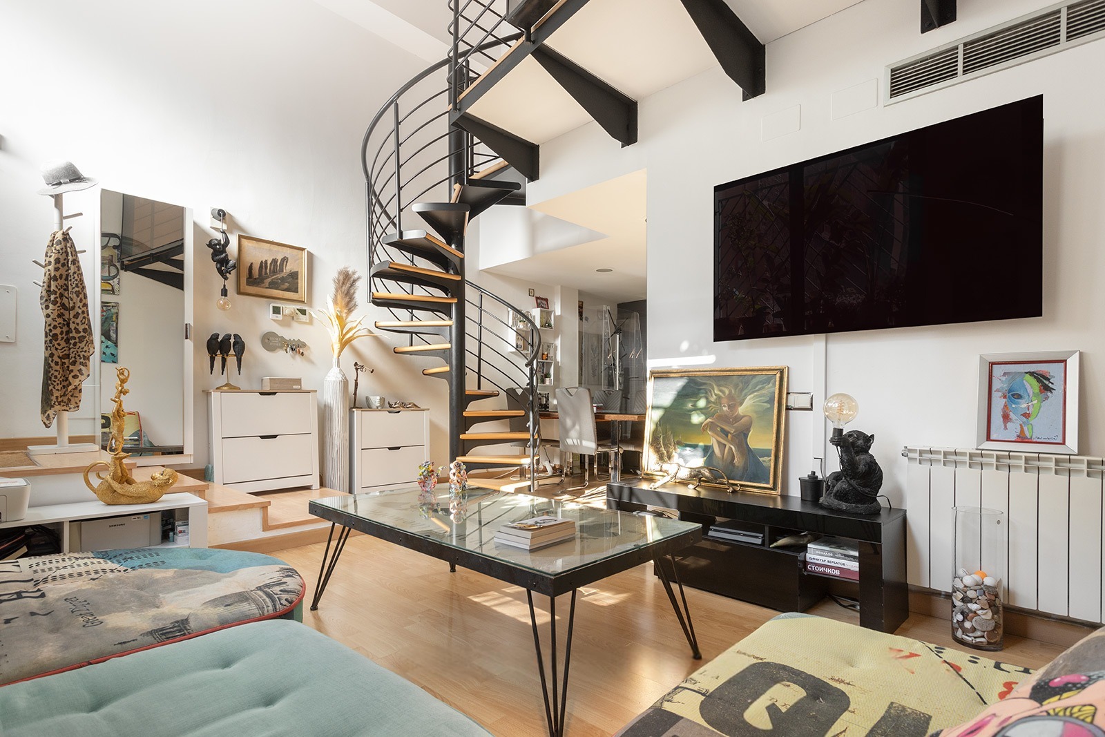 Wohnung in Barcelona, Spanien 3 Schlafzimmer,  Nr. 140949