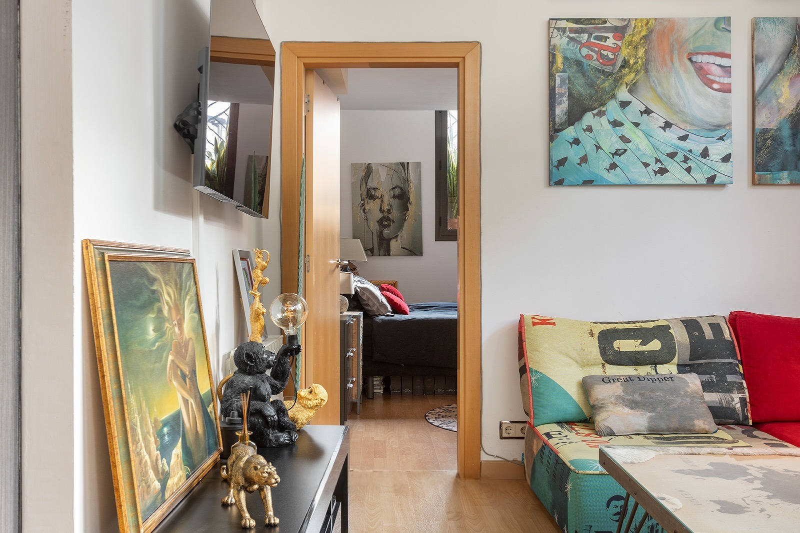 Wohnung in Barcelona, Spanien 3 Schlafzimmer,  Nr. 140949