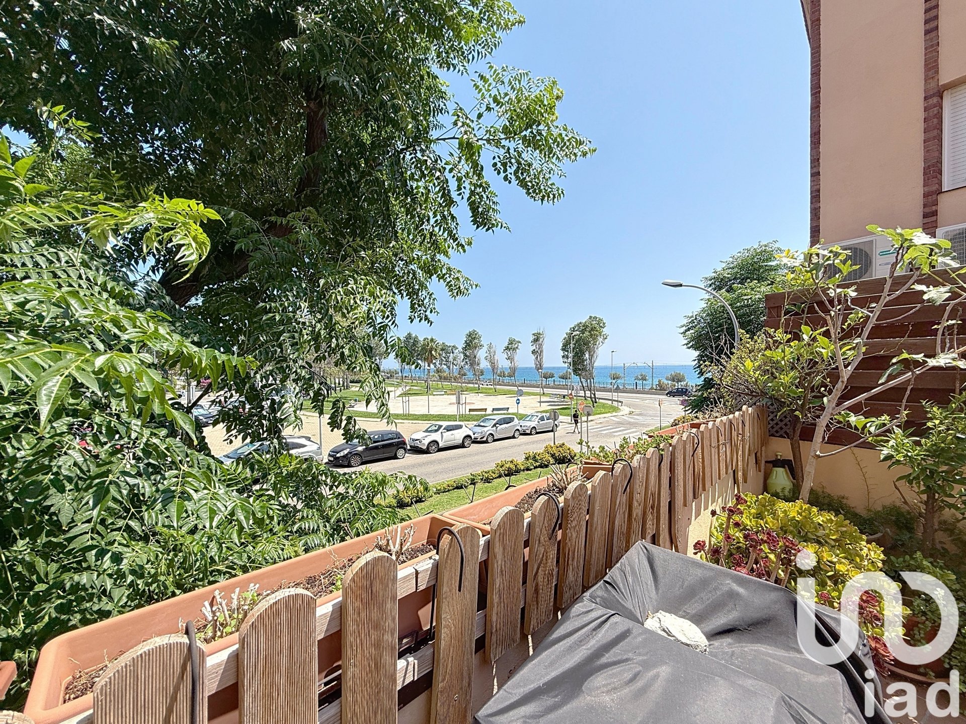 Rindu māja El Masnou, Barcelona, Spānijā 5 istabas, 276 m2 Nr. 153224