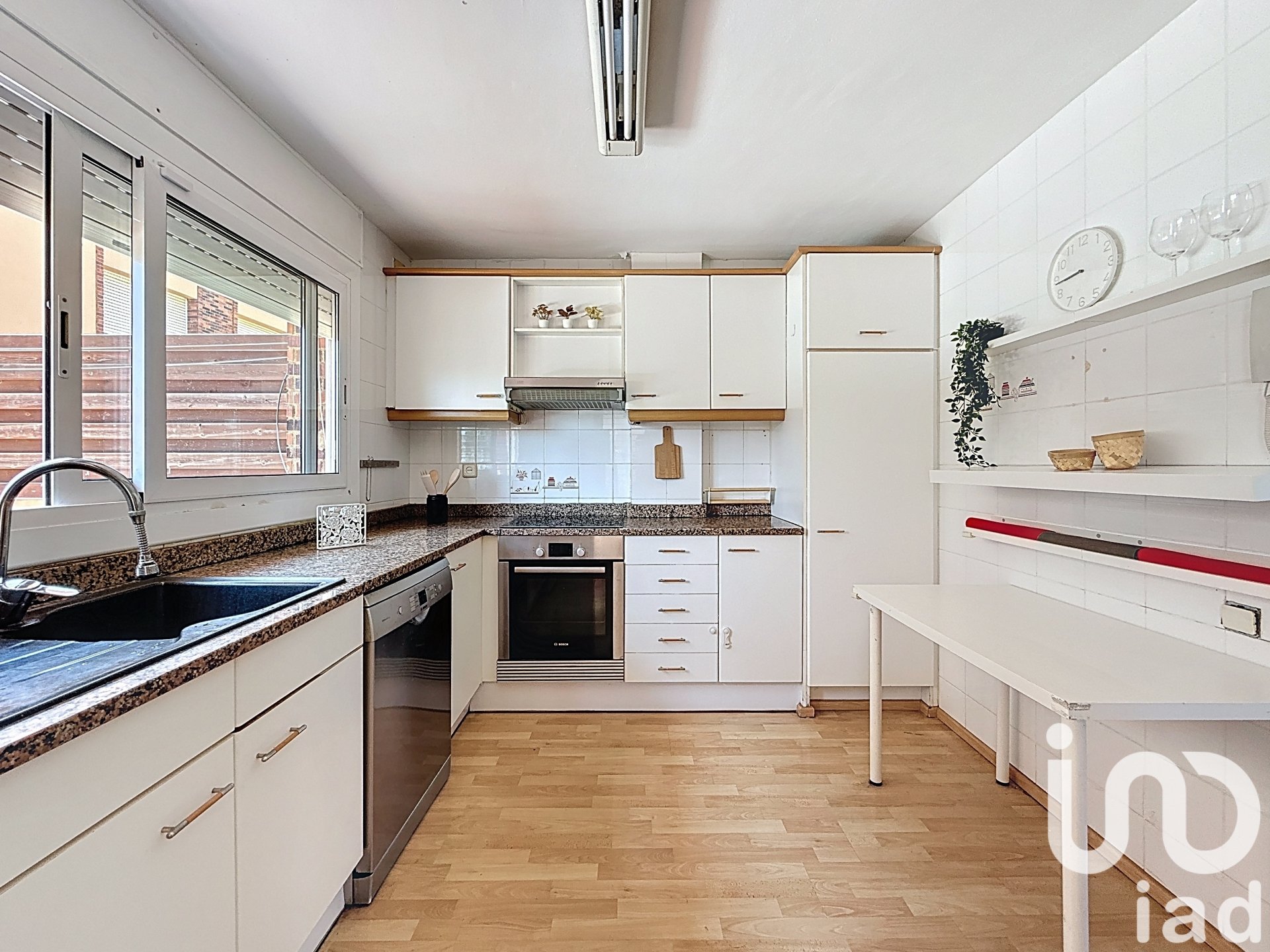 Rindu māja El Masnou, Barcelona, Spānijā 5 istabas, 276 m2 Nr. 153224