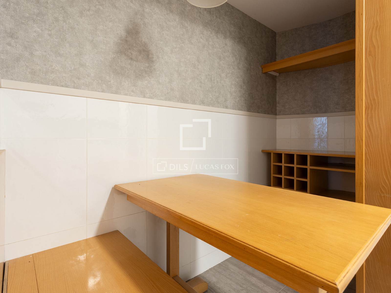 Apartment in Barcelona, Spain 4 bedrooms, 130 sq.m. No. 150558