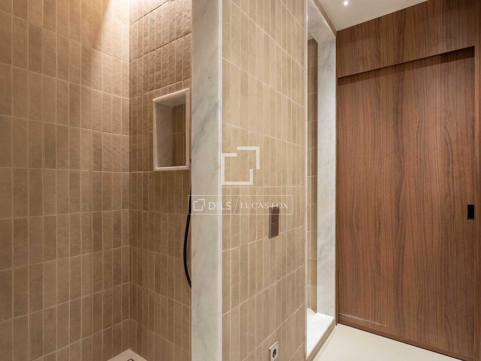 Квартира в Барселона, Испания 2 спальни, 64м2 №150553