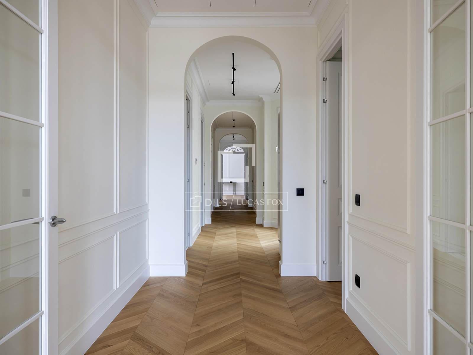 Apartment à Barcelona, Espagne 4 chambres, 275 m2 No. 164620