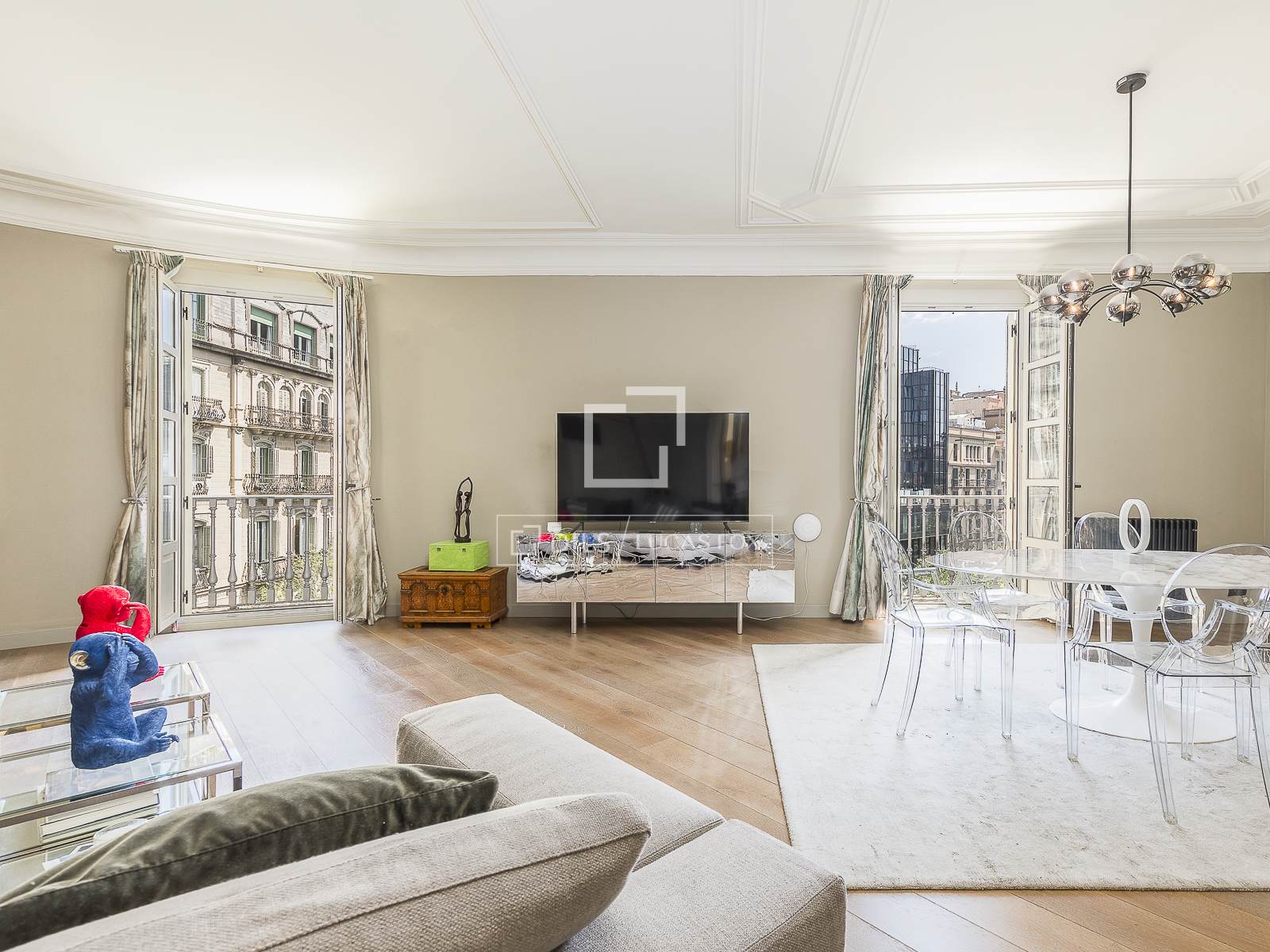 Wohnung in Barcelona, Spanien 3 Schlafzimmer, 209 m2 Nr. 164622