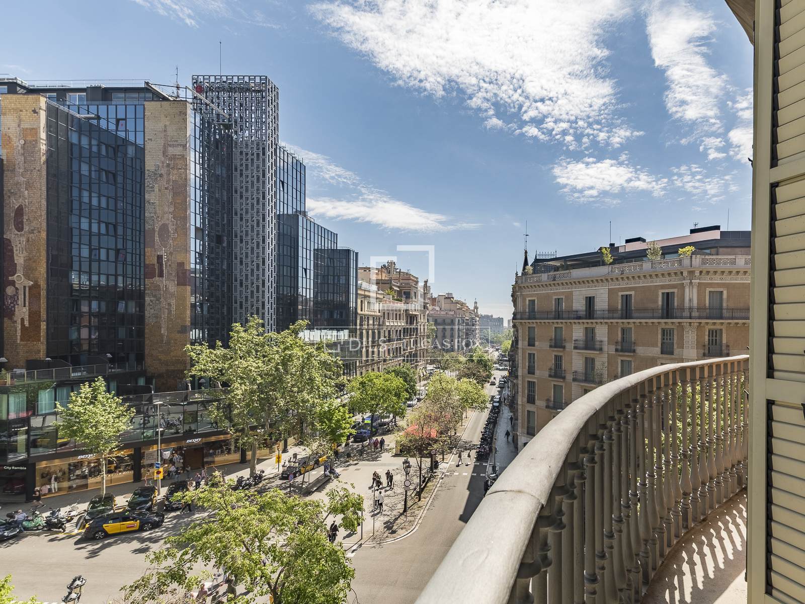 Wohnung in Barcelona, Spanien 3 Schlafzimmer, 209 m2 Nr. 164622