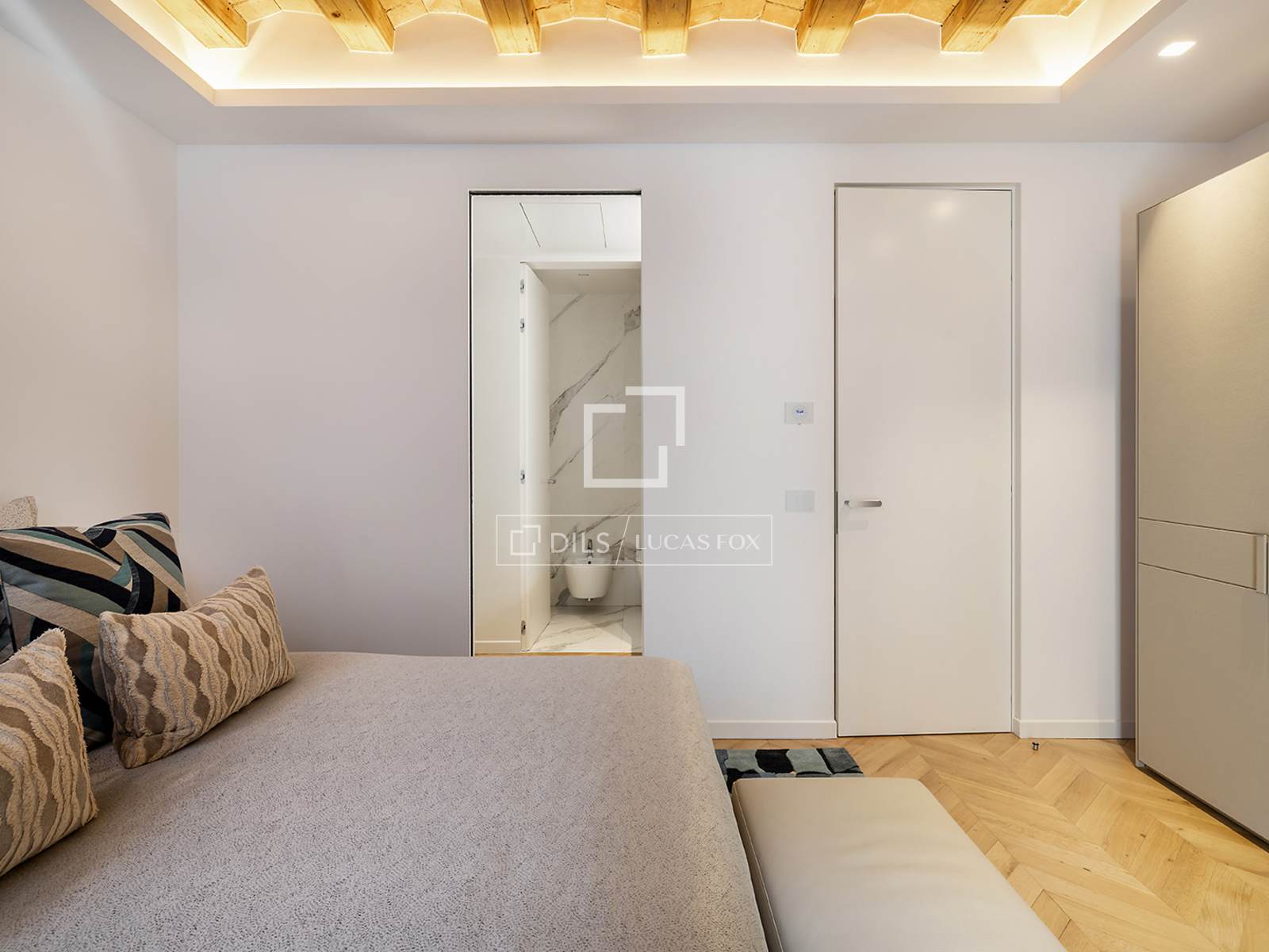 Apartment à Barcelona, Espagne 3 chambres, 183 m2 No. 164626