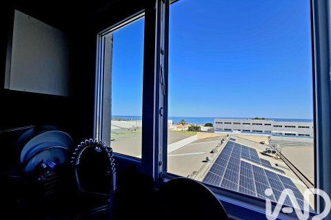 Commercial property in Torremolinos, Malaga, Spain 4 bedrooms, 1661 sq.m. No. 188237