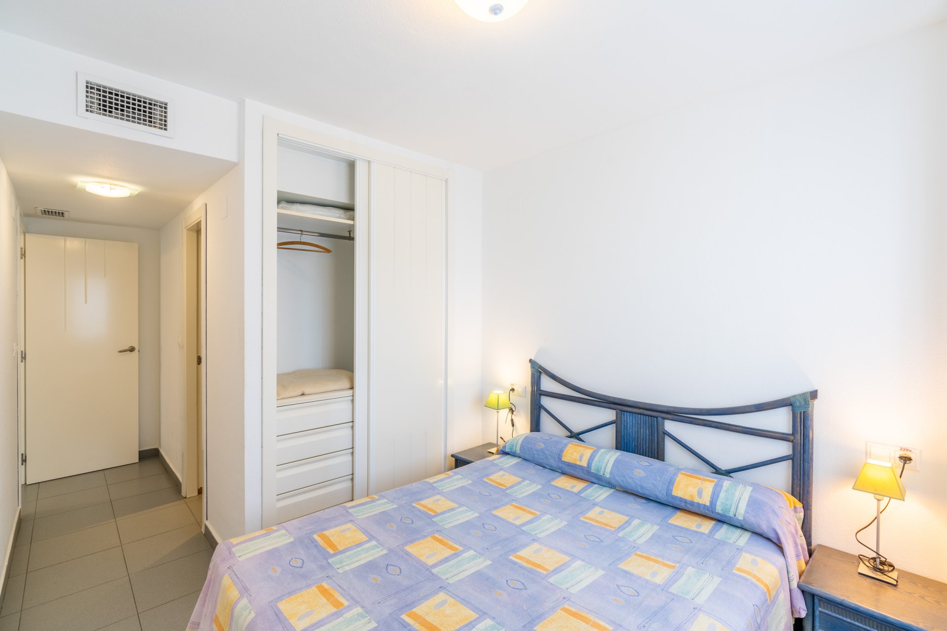 Appartamento a Calpe, Alicante, Spagna 3 camere da letto, 316 mq. N° 188774