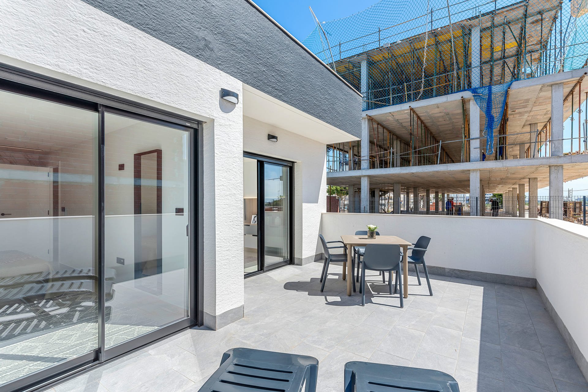 Apartment à Guardamar del Segura, Alicante, Espagne 2 chambres, 86 m2 No. 148525