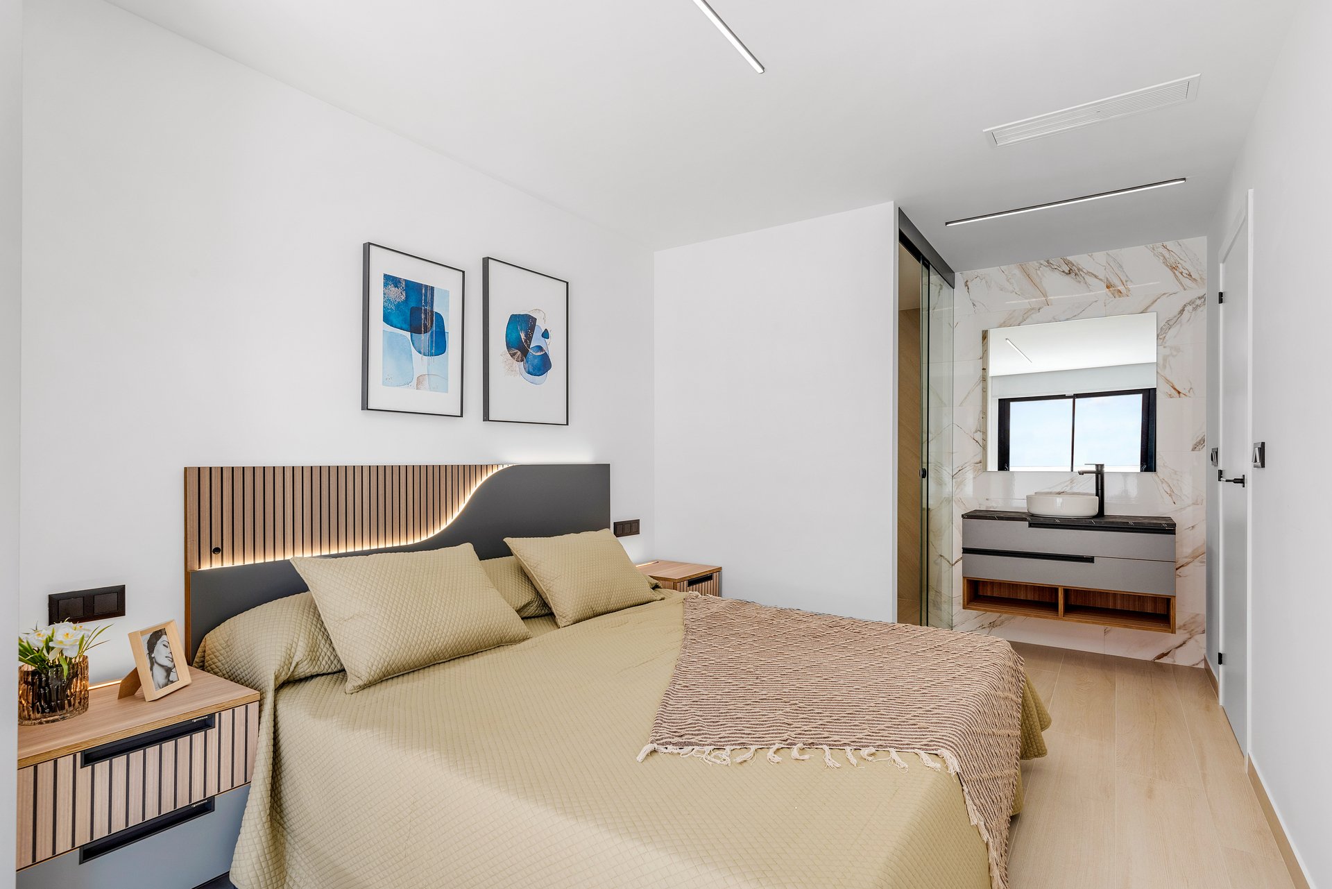Apartment à Guardamar del Segura, Alicante, Espagne 2 chambres, 86 m2 No. 148525
