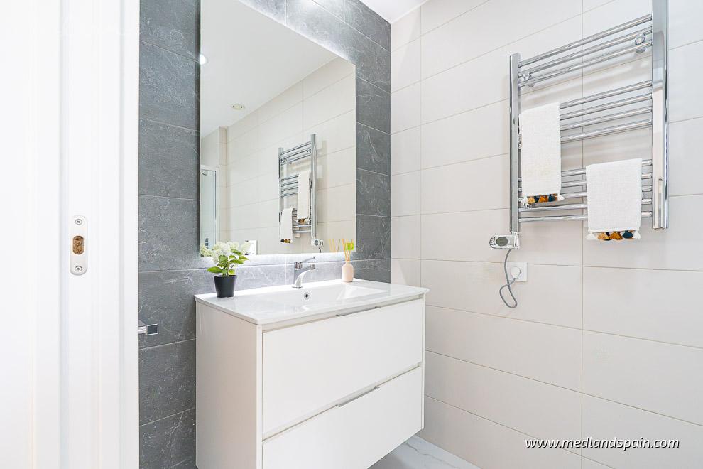 Appartamento a Torrevieja, Alicante, Spagna 3 camere da letto, 93 mq. N° 104996