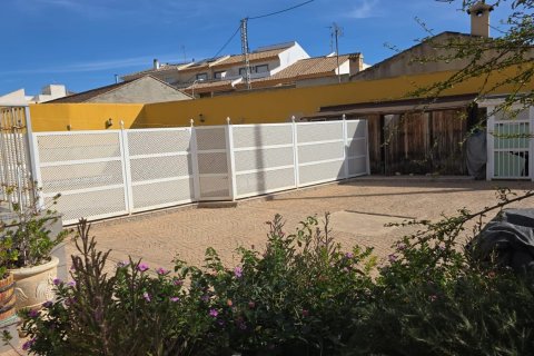 Huvila Pilar de la Horadada, Alicante, Espanja 4 makuuhuonetta, 368 m2 No. 144630