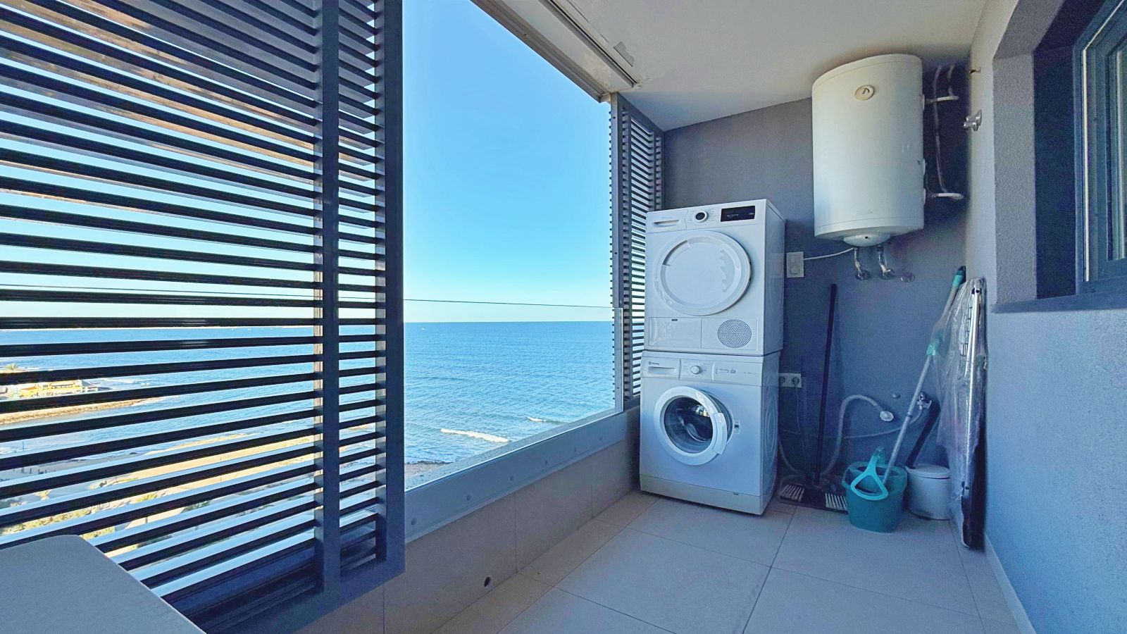 Lägenhet i Torrevieja, Alicante, Spanien 3 sovrum, 139 kvm. Nr. 144625