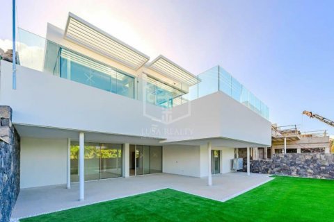 Huvila Adeje, Tenerife, Espanja 6 makuuhuonetta, 234 m2 No. 111056