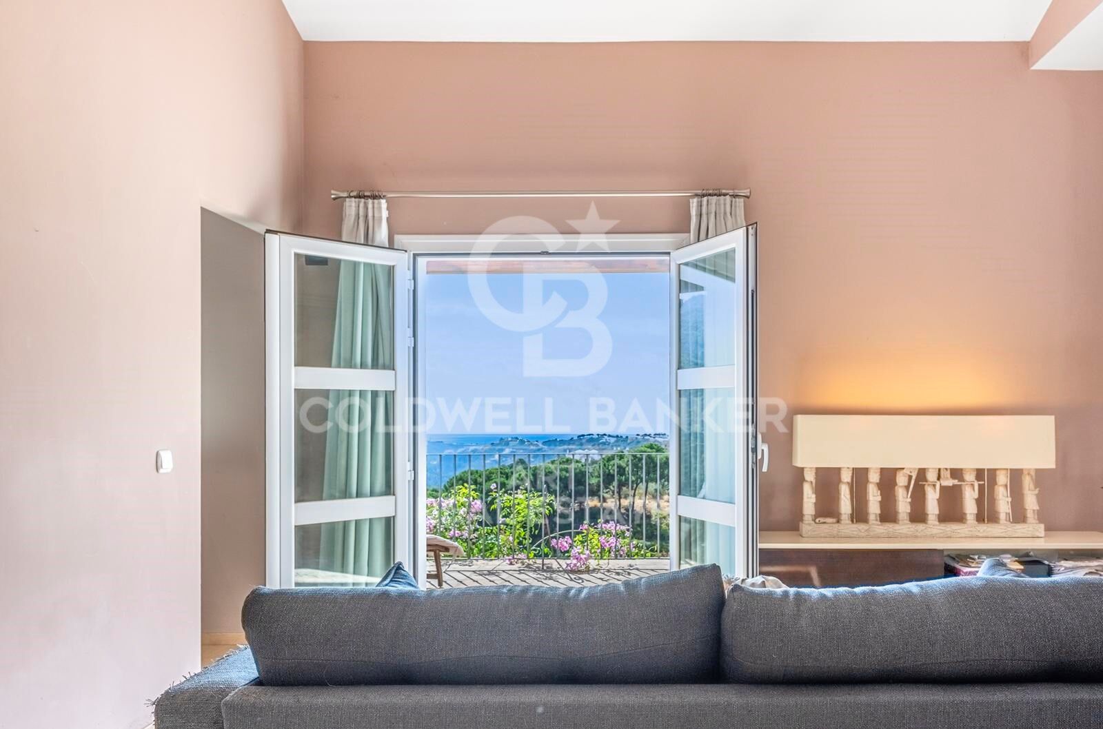 Hus i Benahavis, Malaga, Spanien 5 sovrum, 527 kvm. Nr. 157496