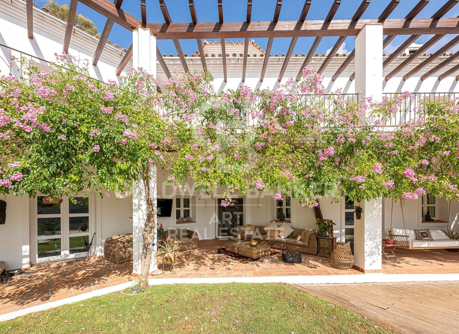Hus i Benahavis, Malaga, Spanien 5 sovrum, 527 kvm. Nr. 157496