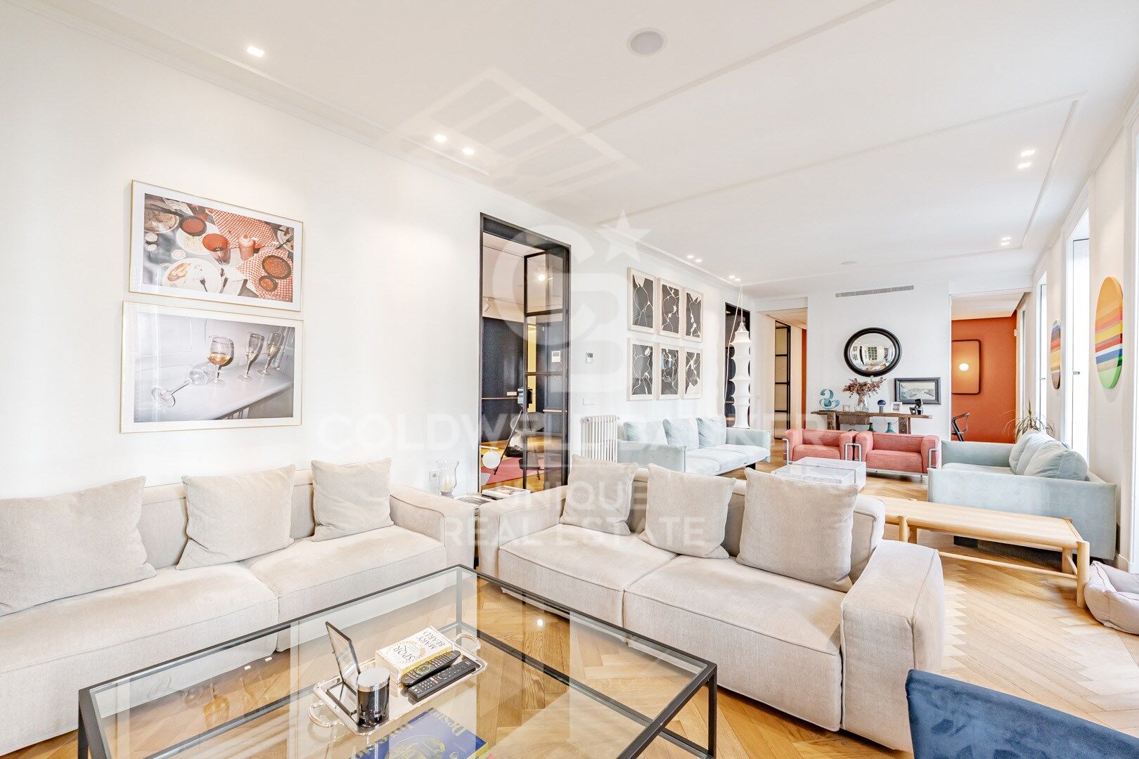 Dzīvoklis Madrid, Spānijā 4 istabas, 380 m2 Nr. 157498