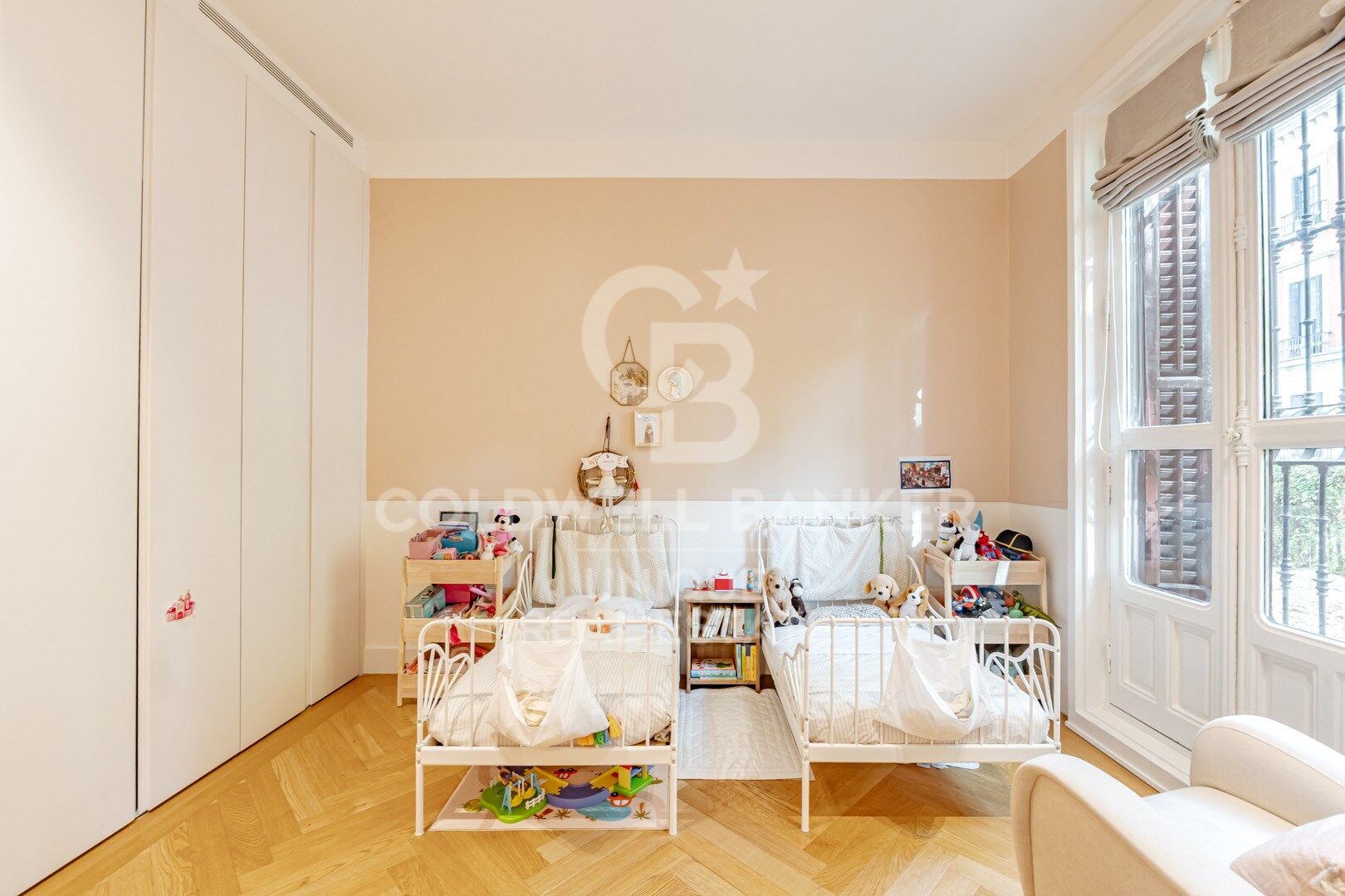 Dzīvoklis Madrid, Spānijā 4 istabas, 380 m2 Nr. 157498