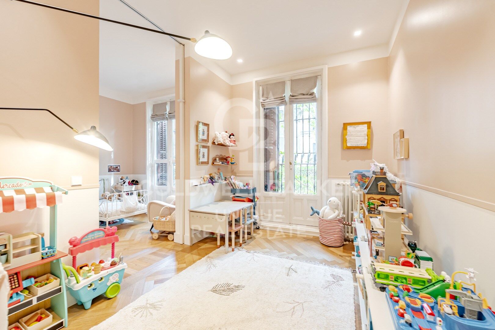 Dzīvoklis Madrid, Spānijā 4 istabas, 380 m2 Nr. 157498