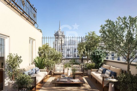 Penthouse in Madrid, Spain 4 bedrooms, 342 sq.m. No. 157123