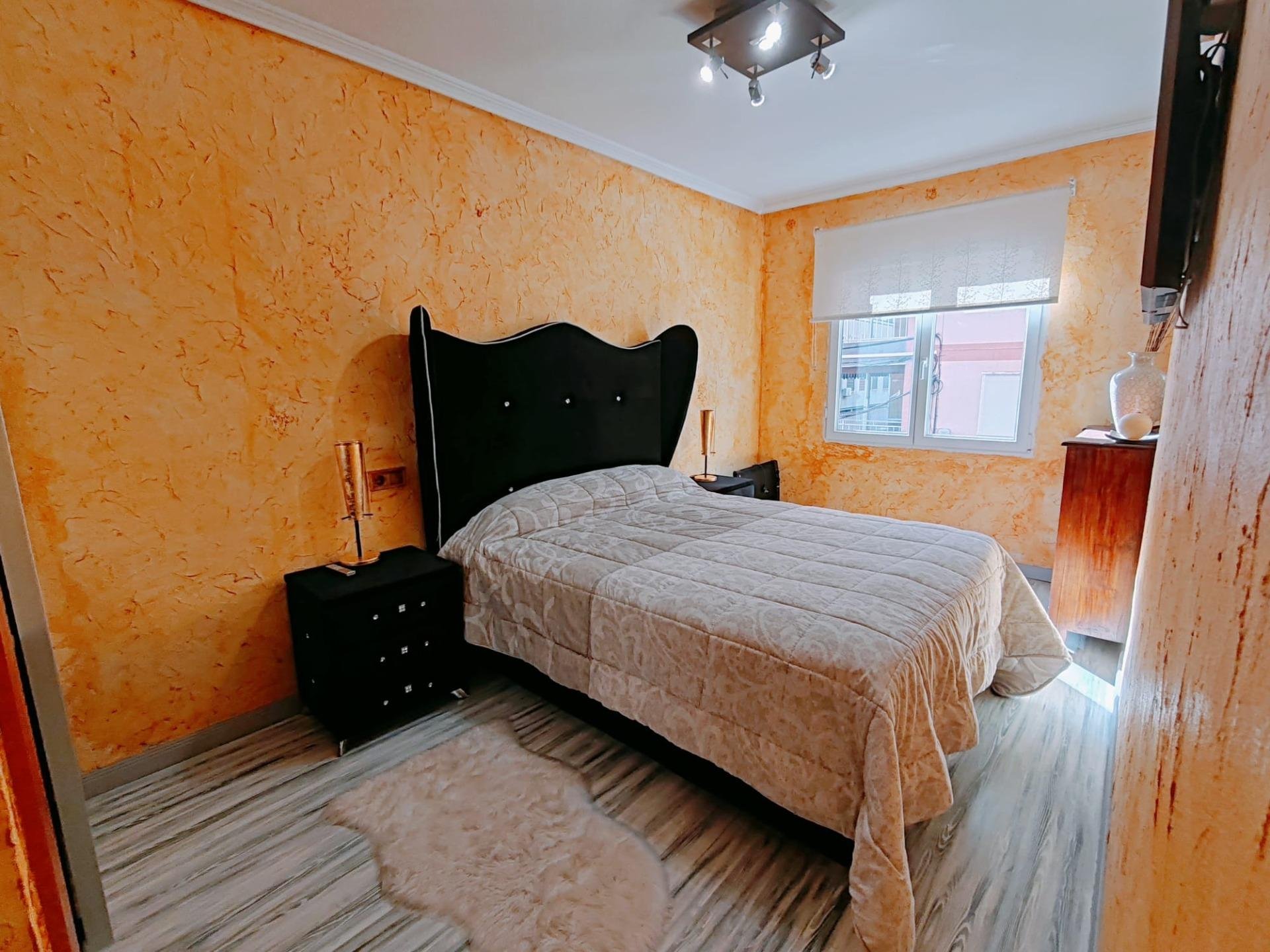 Appartamento a Torrevieja, Alicante, Spagna 3 camere da letto, 112 mq. N° 196993