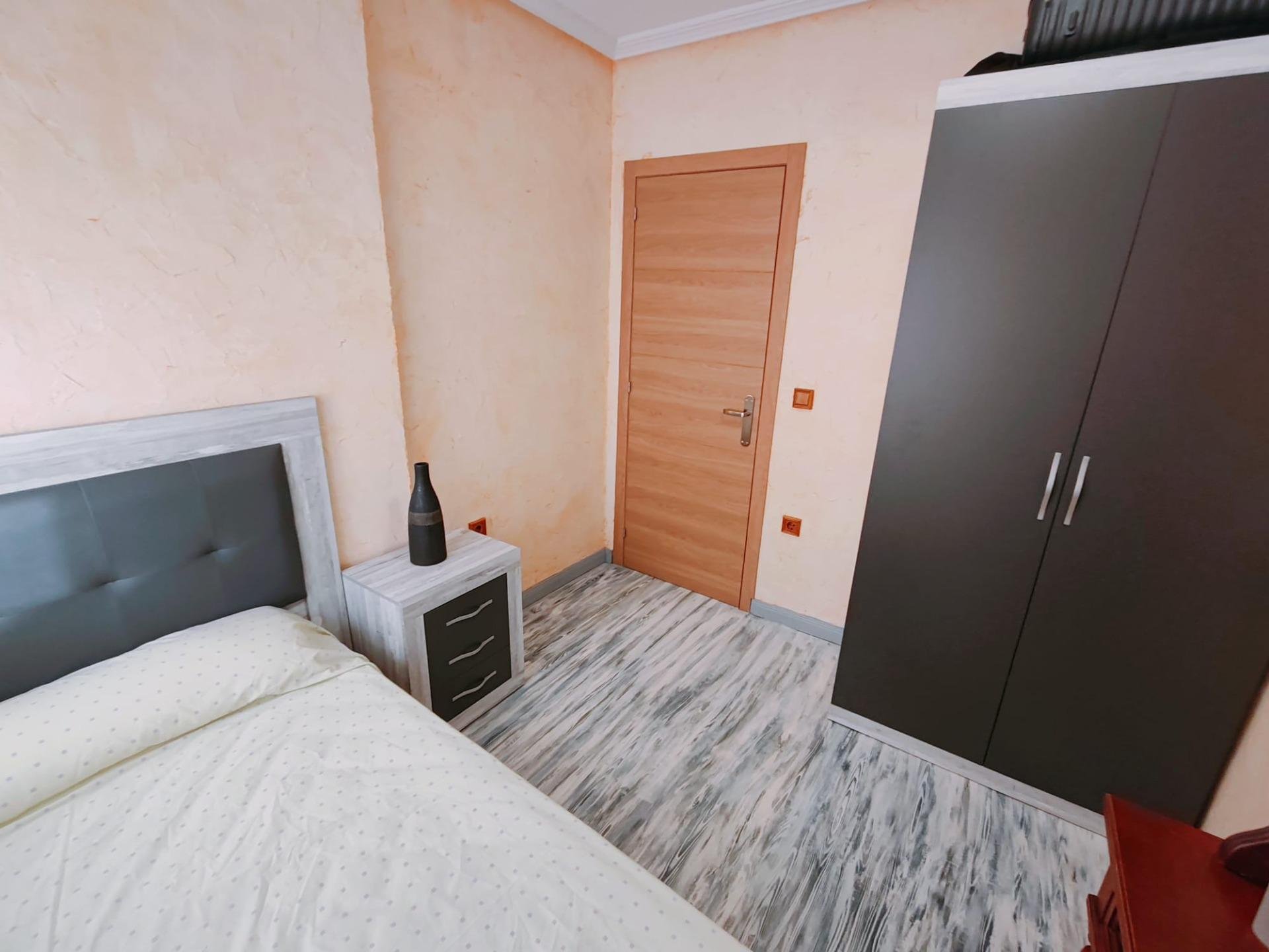 Appartamento a Torrevieja, Alicante, Spagna 3 camere da letto, 112 mq. N° 196993