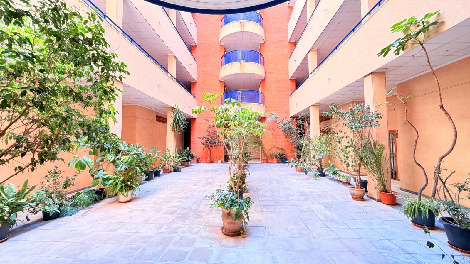 Appartamento a Torrevieja, Alicante, Spagna 3 camere da letto, 112 mq. N° 196993