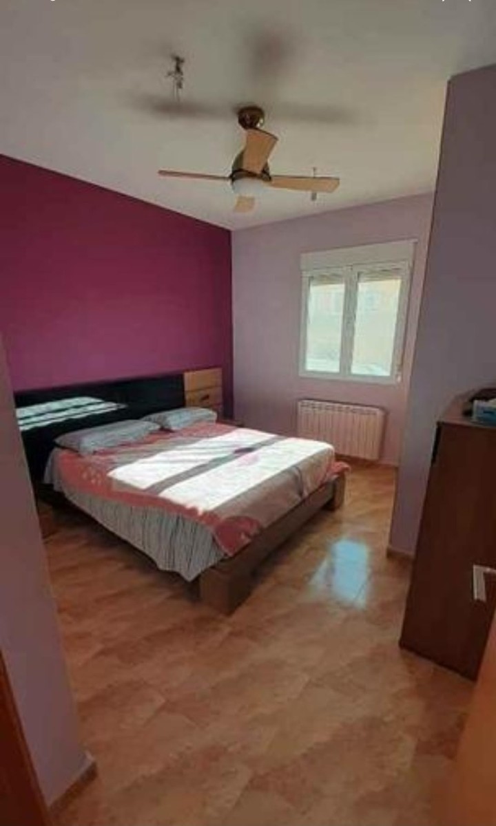 Apartment in Valencia, Spain 3 bedrooms, 84 sq.m. No. 133257