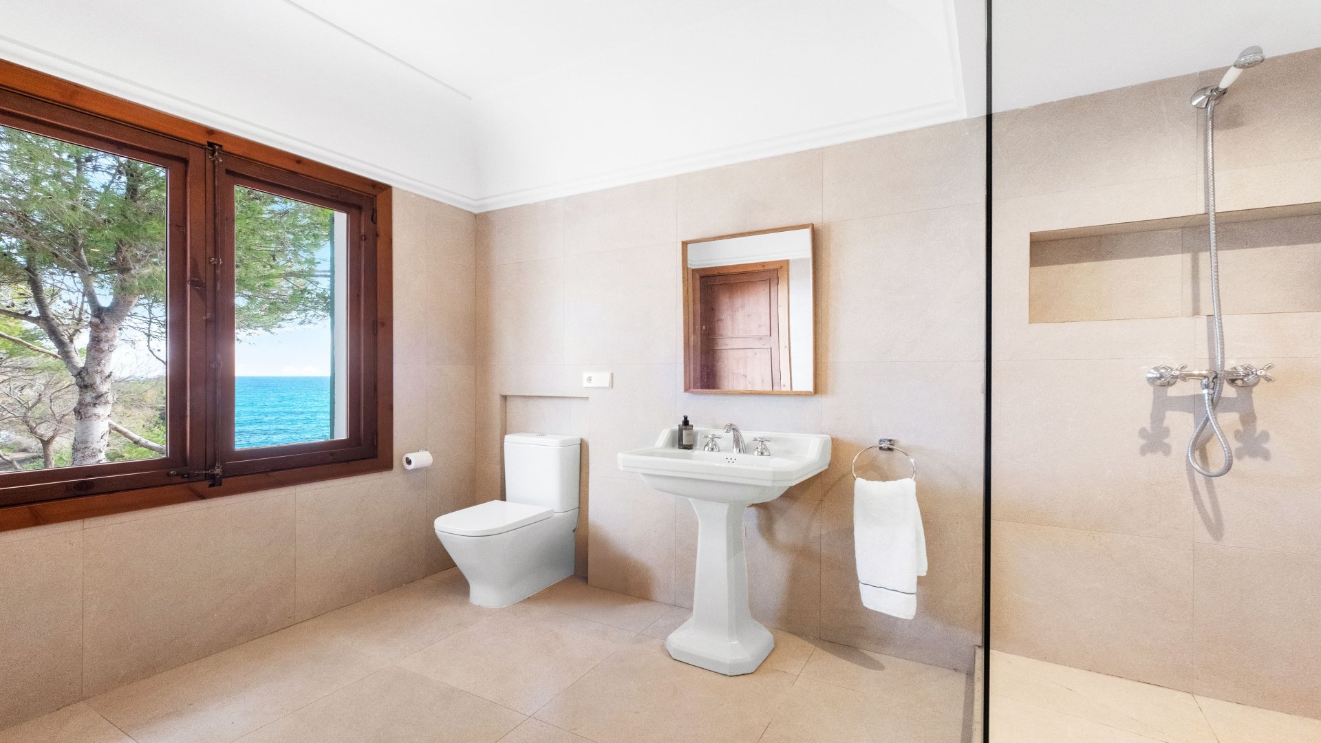 Villa in Cala Ratjada, Mallorca, Spanien 6 Schlafzimmer, 711 m2 Nr. 138840