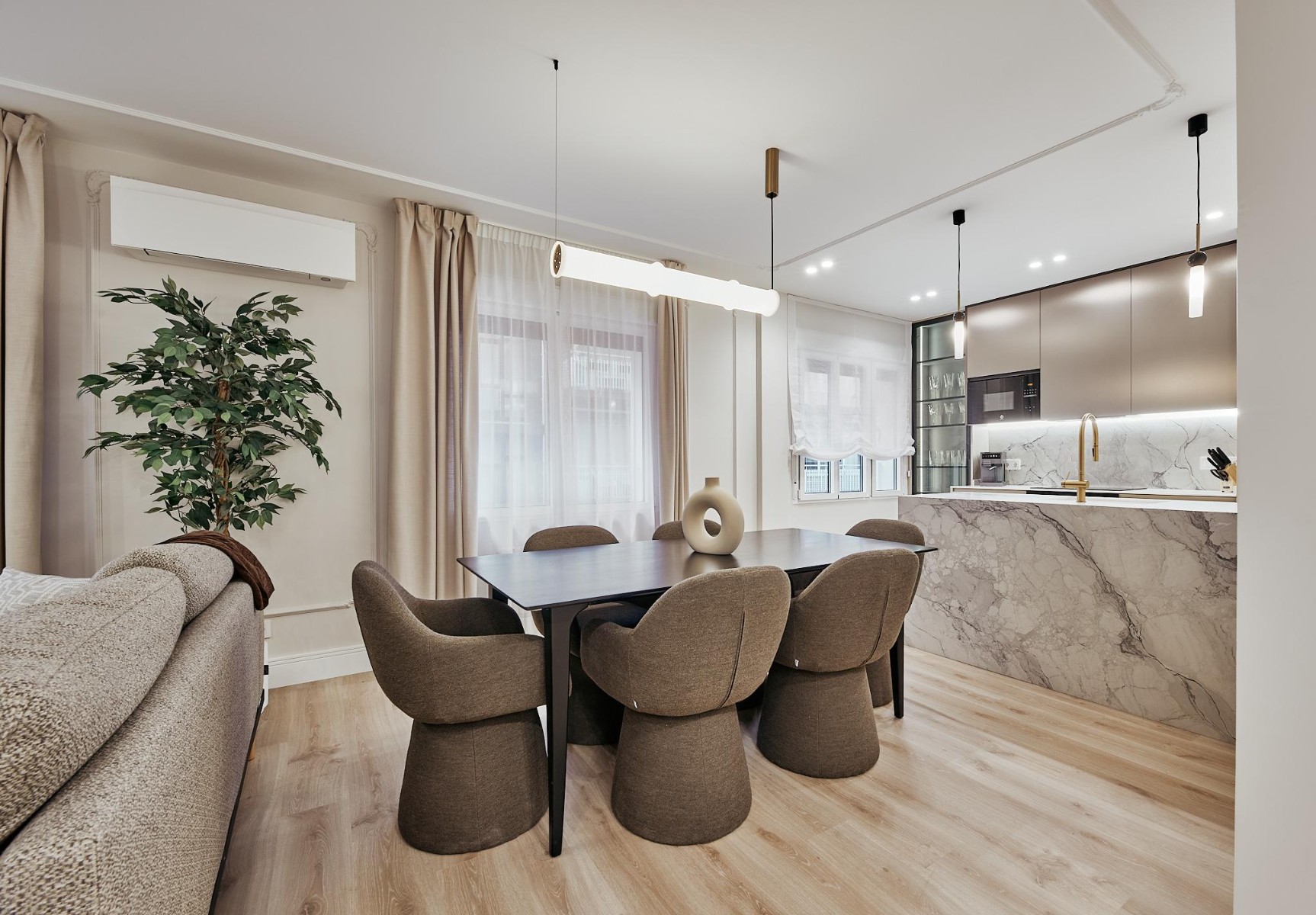 Apartment in Madrid, Spain 3 bedrooms, 122 sq.m. No. 180088
