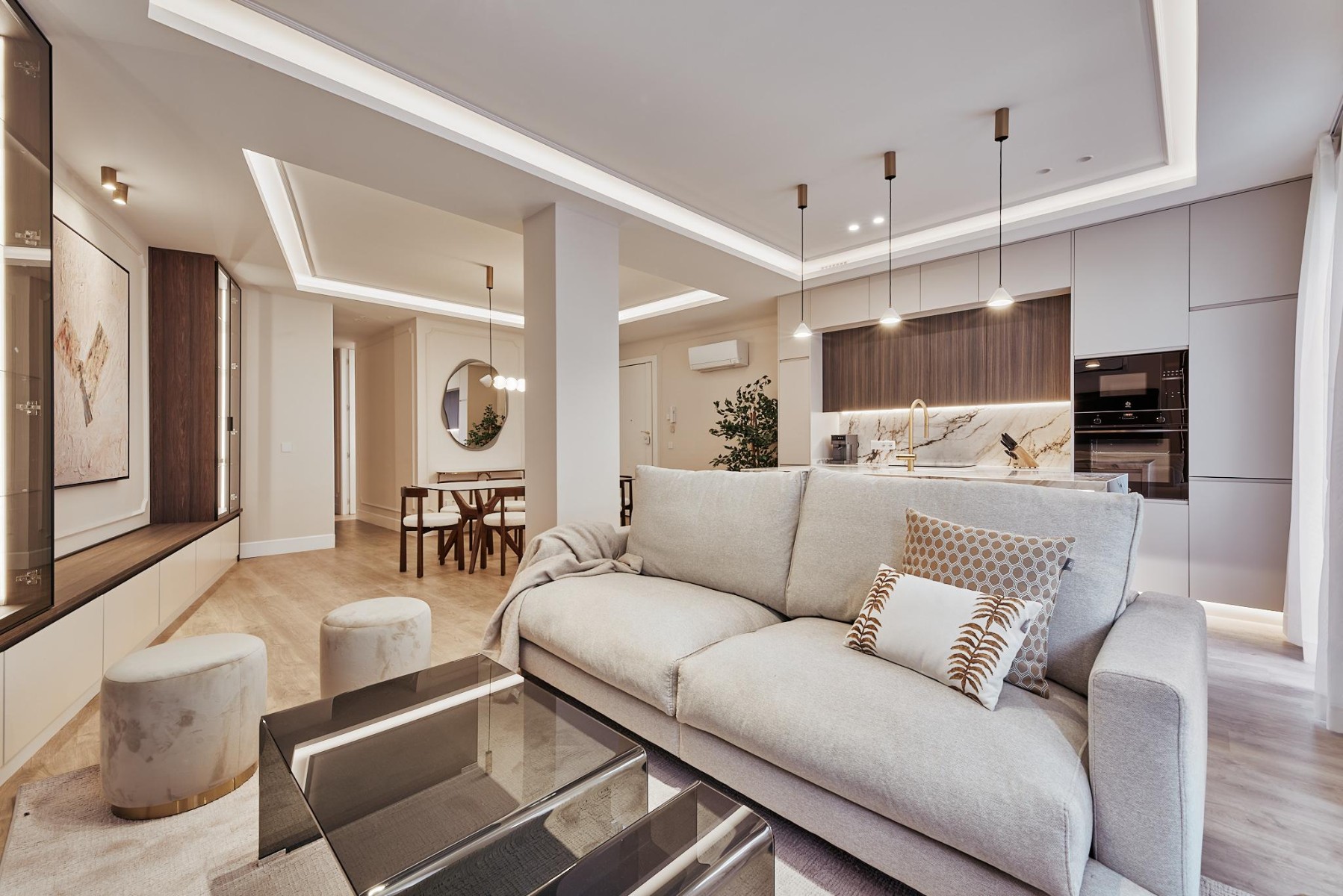 Apartment à Madrid, Espagne 3 chambres, 134 m2 No. 180089