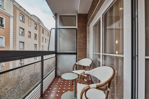 Appartamento a Madrid, Spagna 3 camere da letto, 109 mq. N° 180085