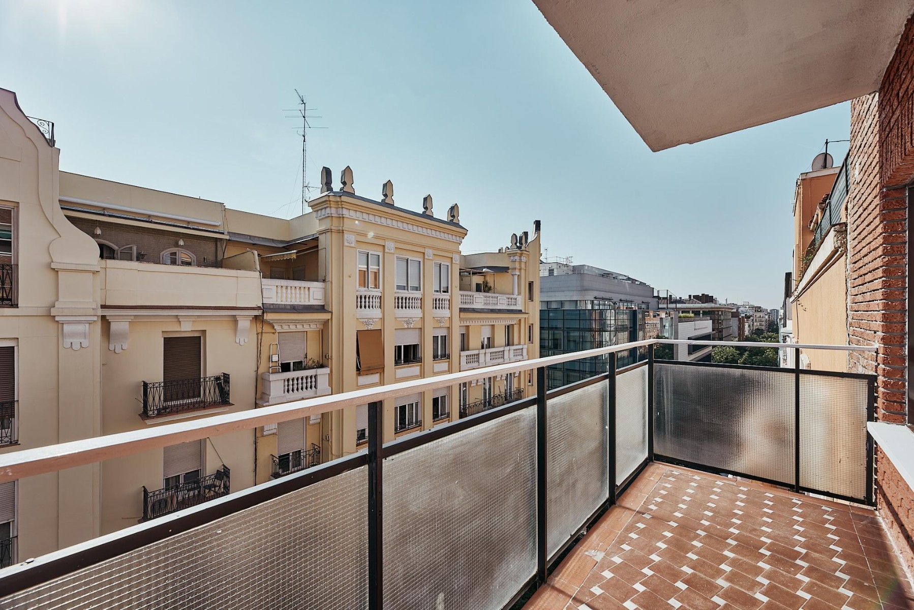 Apartment in Madrid, Spain 3 bedrooms, 112 sq.m. No. 180087