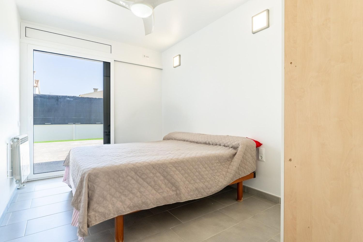 Casa in Spagna 3 camere da letto, 161 mq. N° 177837