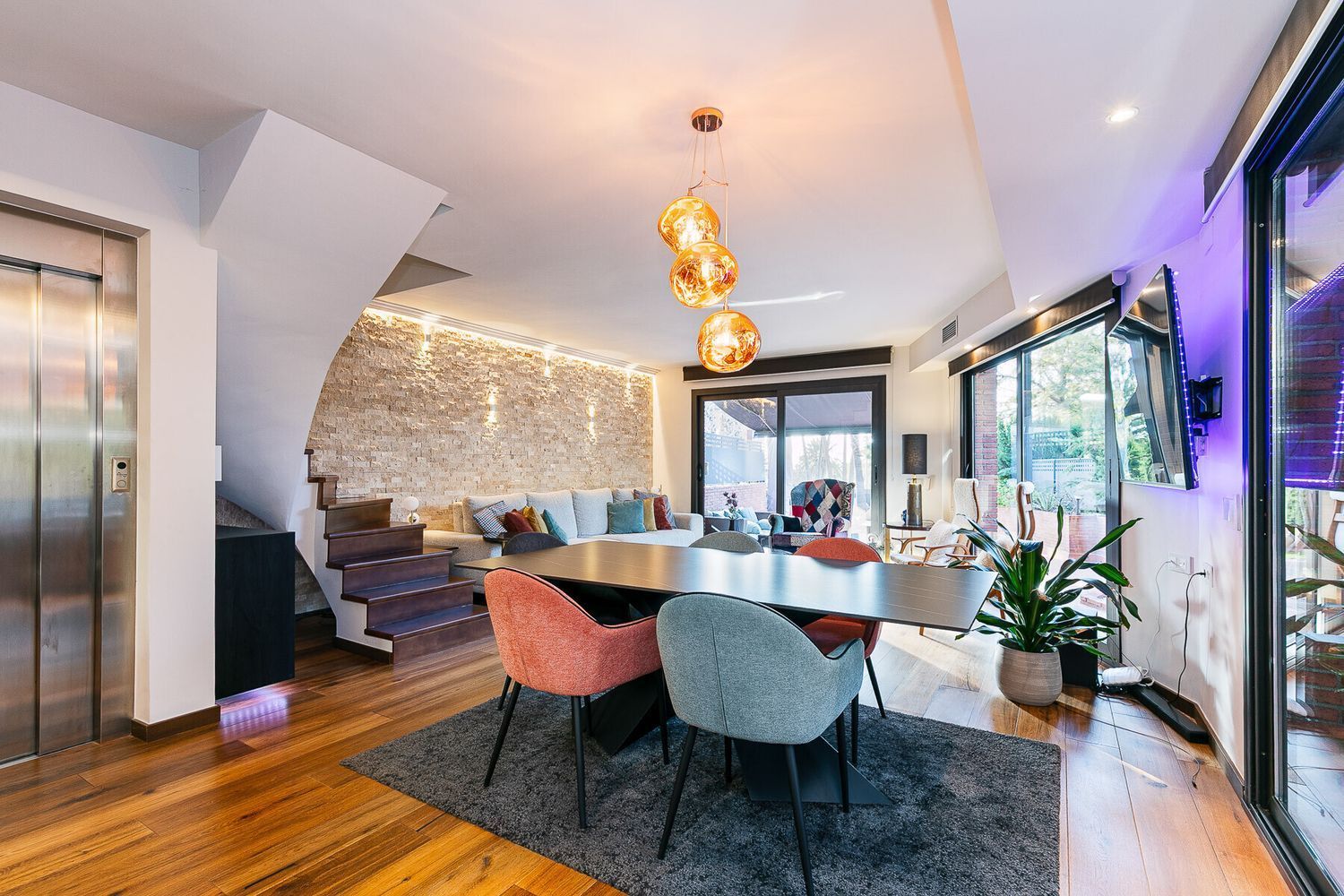 House à Sitges, Barcelona, Espagne 5 chambres, 309 m2 No. 177839