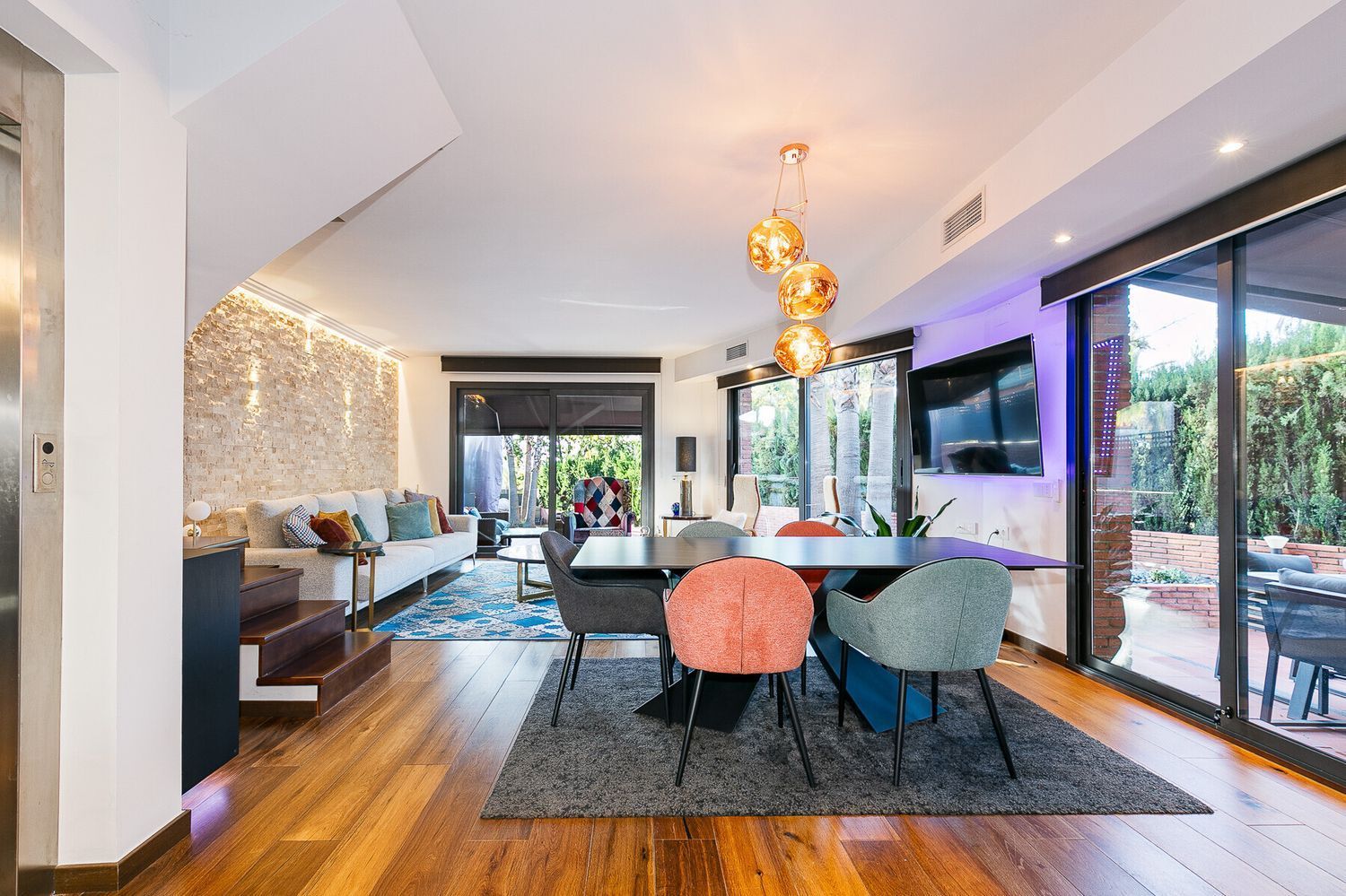 House à Sitges, Barcelona, Espagne 5 chambres, 309 m2 No. 177839
