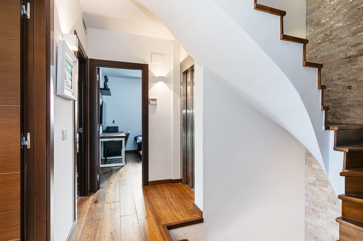 House à Sitges, Barcelona, Espagne 5 chambres, 309 m2 No. 177839