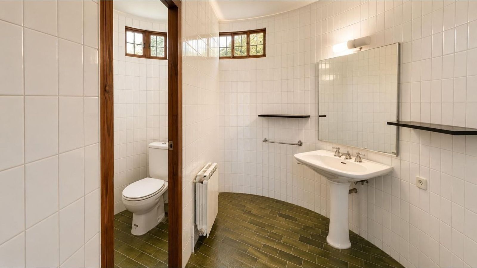 House à Barcelona, Espagne 5 chambres, 558 m2 No. 177834