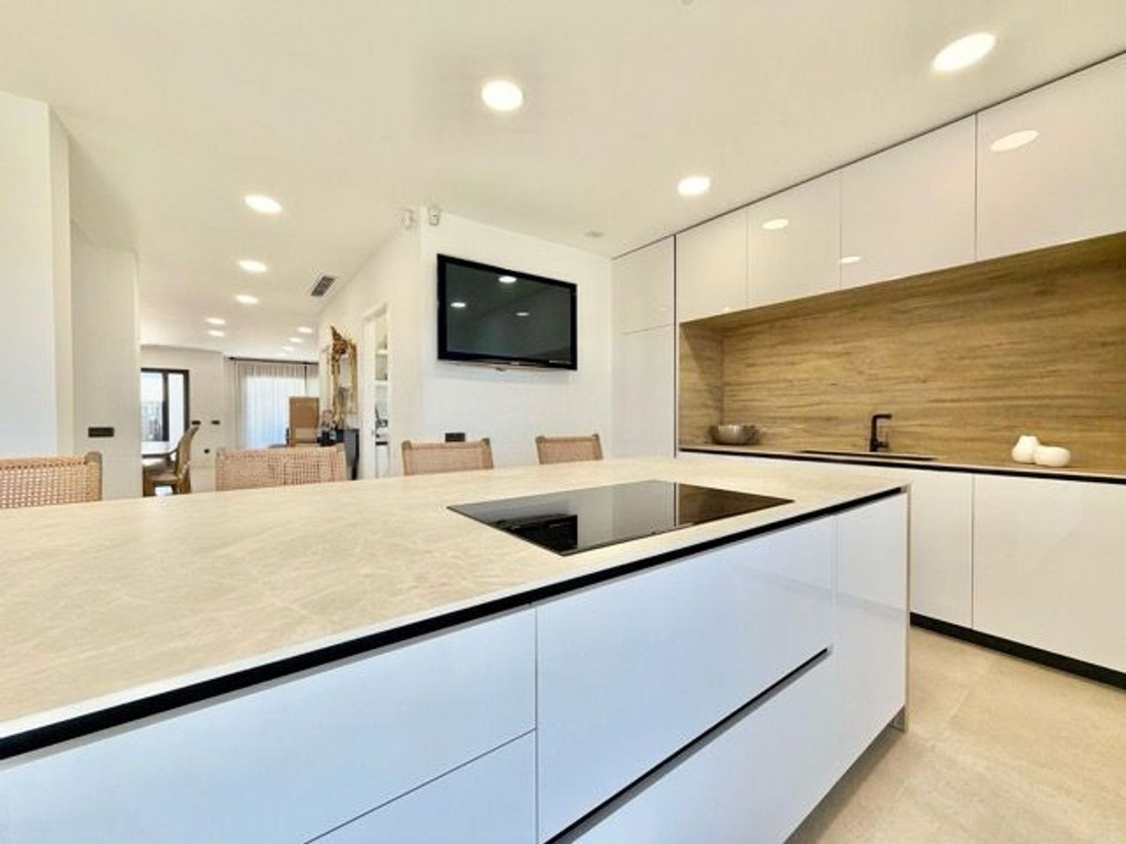 House en Espagne 4 chambres, 325 m2 No. 177838
