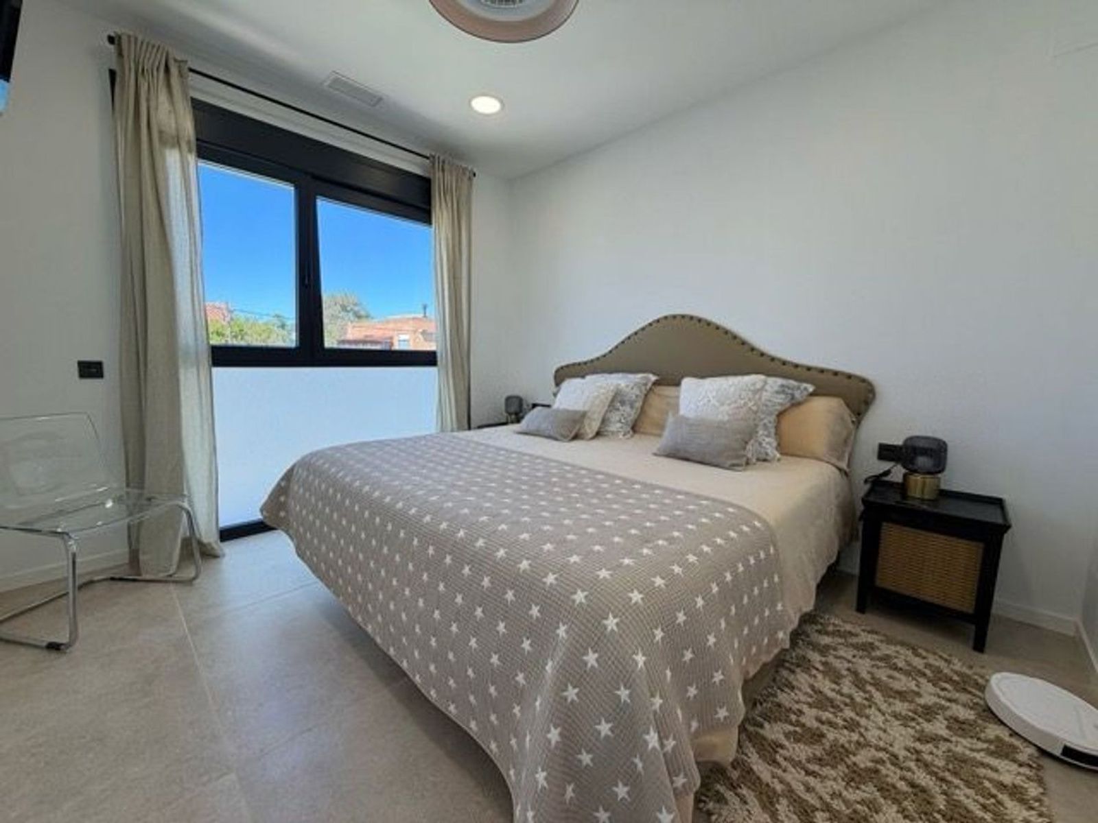 House en Espagne 4 chambres, 325 m2 No. 177838
