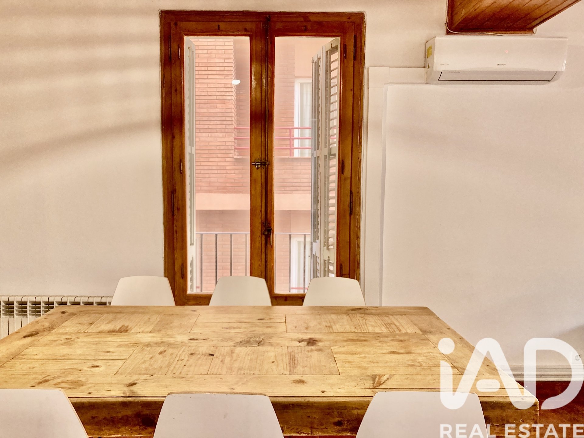 Apartment à Barcelona, Espagne 4 chambres, 129 m2 No. 152721