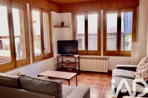 Apartament w Barcelona, Hiszpania 4 sypialnie, 129 mkw. nr 152721